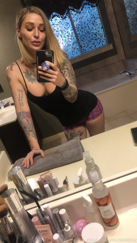 Kleio Valentien