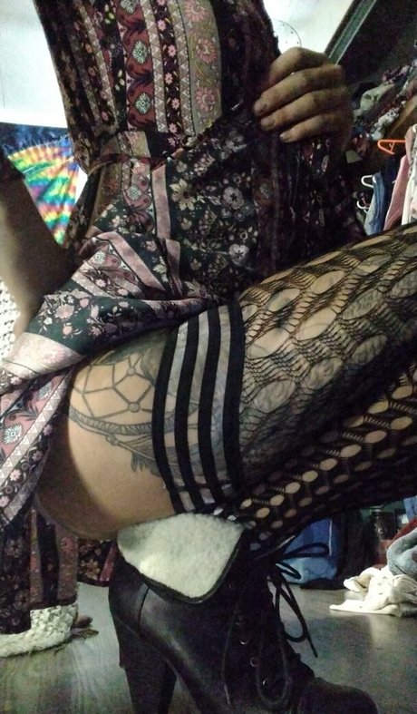 Pipepuffsandhandcuffs