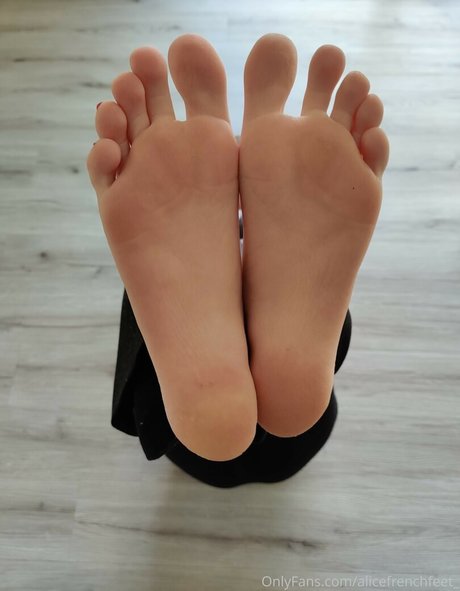 Alicefrenchfeet