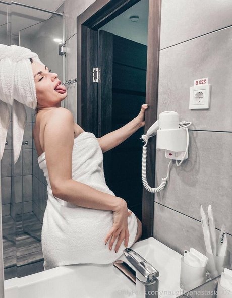 Naughtyanastasia007