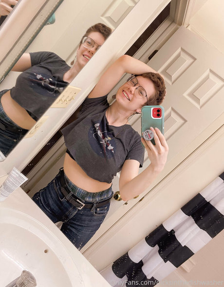 Dicksinthedishwasher