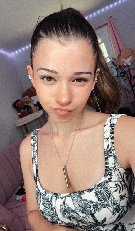 Nikki Woods