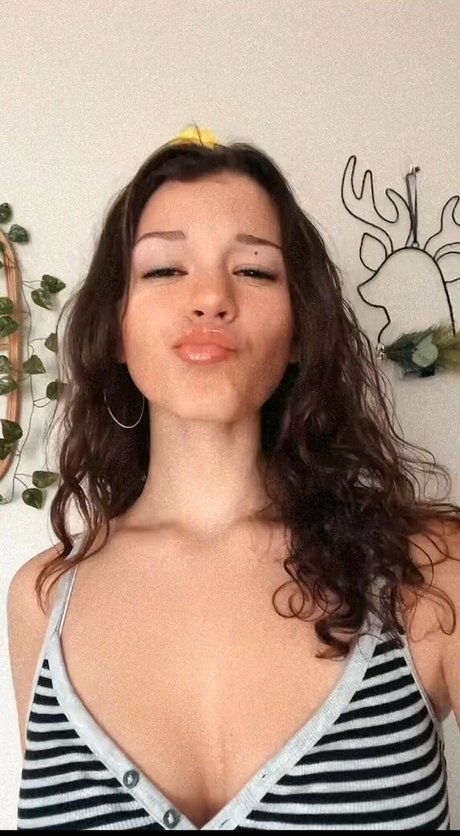 Nikki Woods