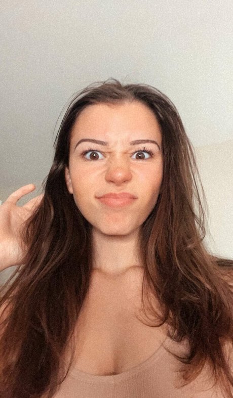 Nikki Woods