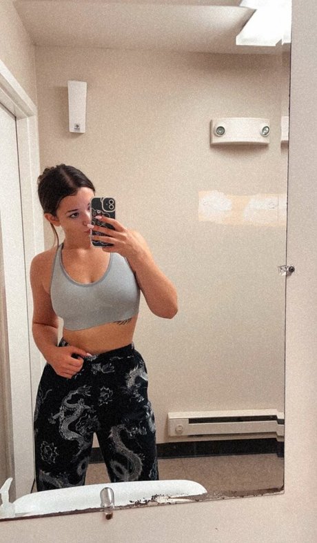 Nikki Woods