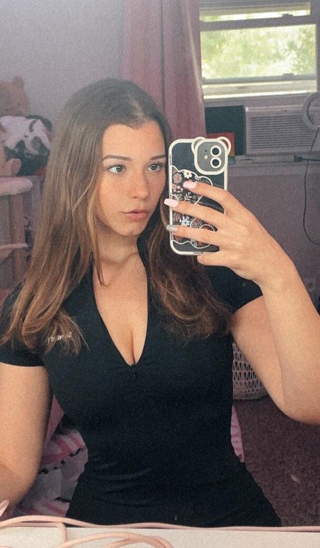 Nikki Woods