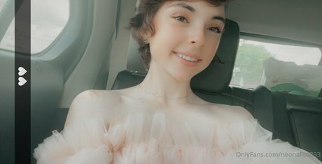 Neonalice333