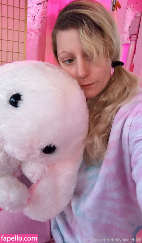Hollynicolebtch