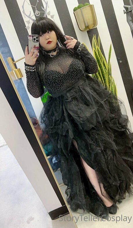 Storytellercosplay