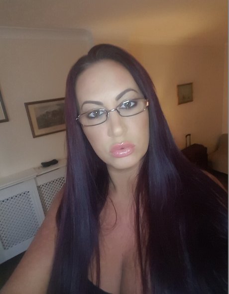Sexyemmabutt