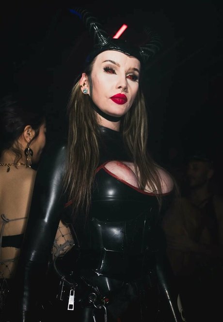 Veronica Carol Blades