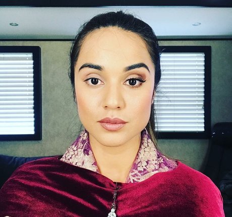 Summer Bishil