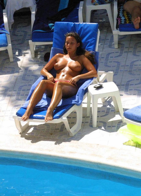 Lucinda Rhodes Flaherty