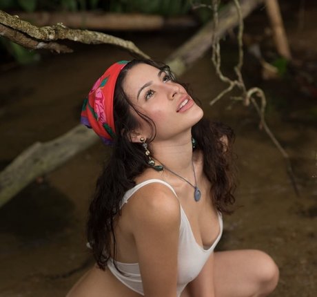 Samantha Katie James