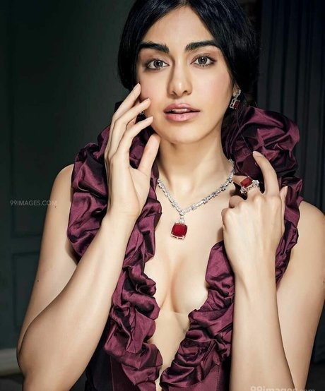 Adah Sharma