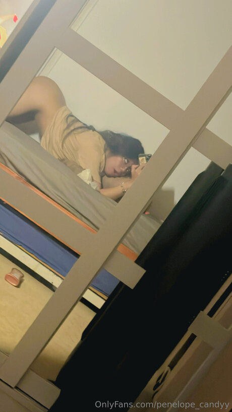 Penelope Candyy