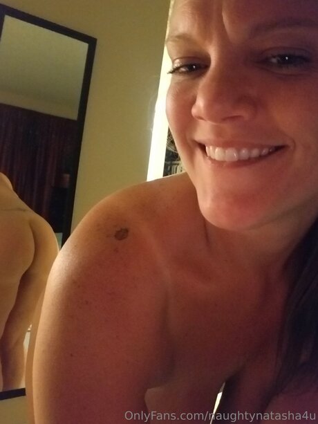 Naughtynatasha4u