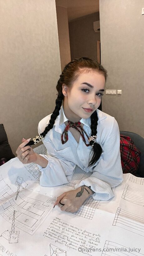 Mila Juicy