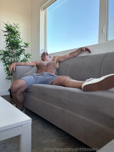 Girthbrooks Official