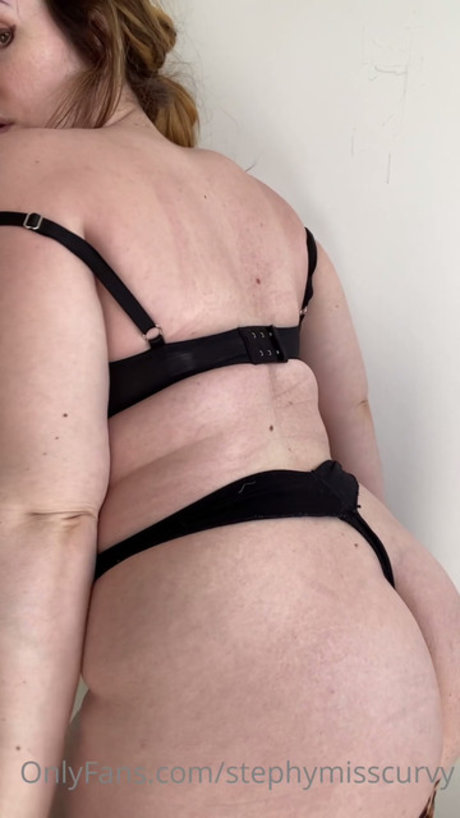 Stephy Miss Curvy