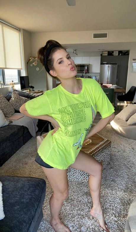 Amanda Cerny