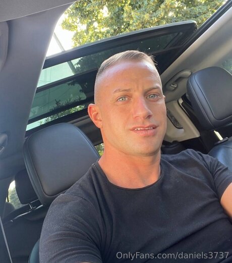 Daniels3737