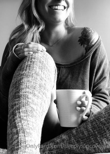 Simplyuncovered Jessie P