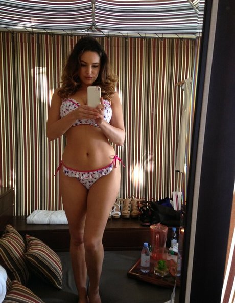 Kelly Brook