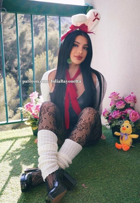 Julia Bayonetta
