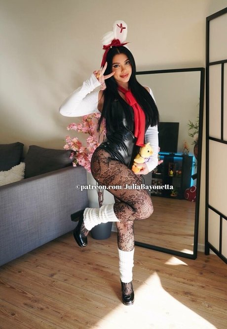 Julia Bayonetta