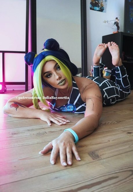 Julia Bayonetta