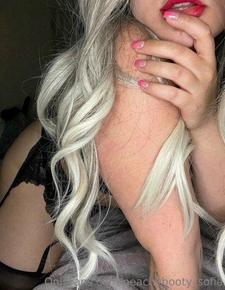 Peachybootysofia