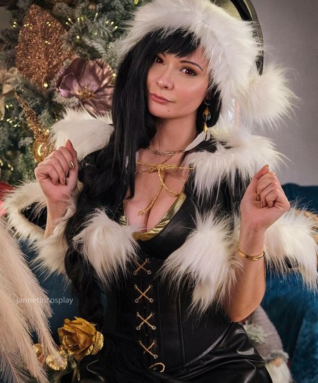 Jannet In Cosplay