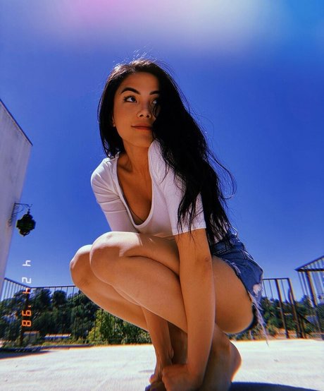 Anna Akana