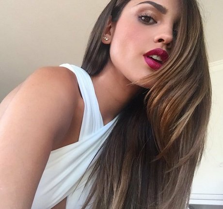 Eiza Gonzalez
