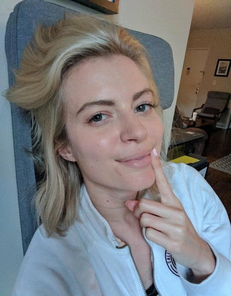 Elyse Willems