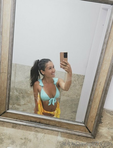 Nikkidavisxo