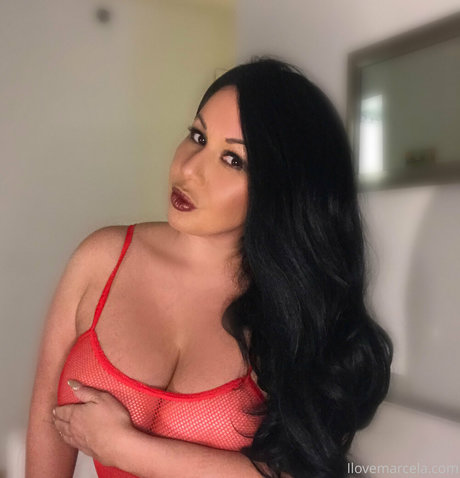 Latinamilfnyc