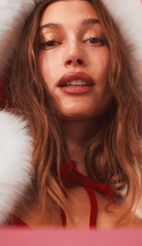 Hailey Baldwin Bieber