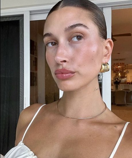 Hailey Baldwin Bieber
