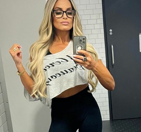Trish Stratus