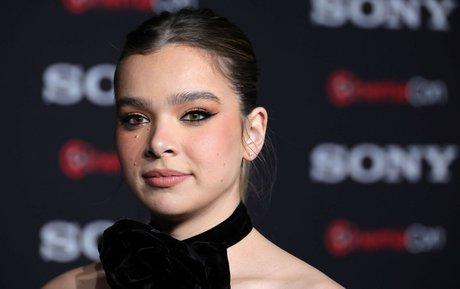 Hailee Steinfeld