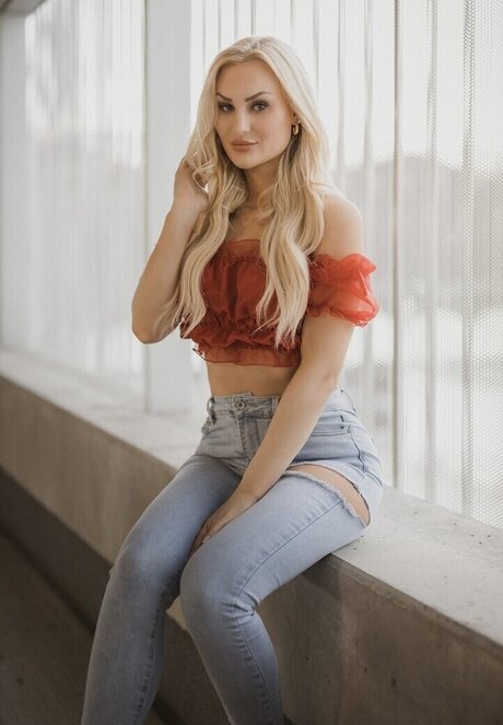 Giulie Hope Santana