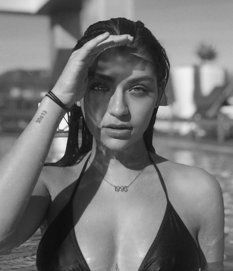 Andrea Russett