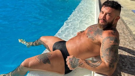 Lawrence Loaded  228k Page Likes  1  nude leaked OnlyFans photo