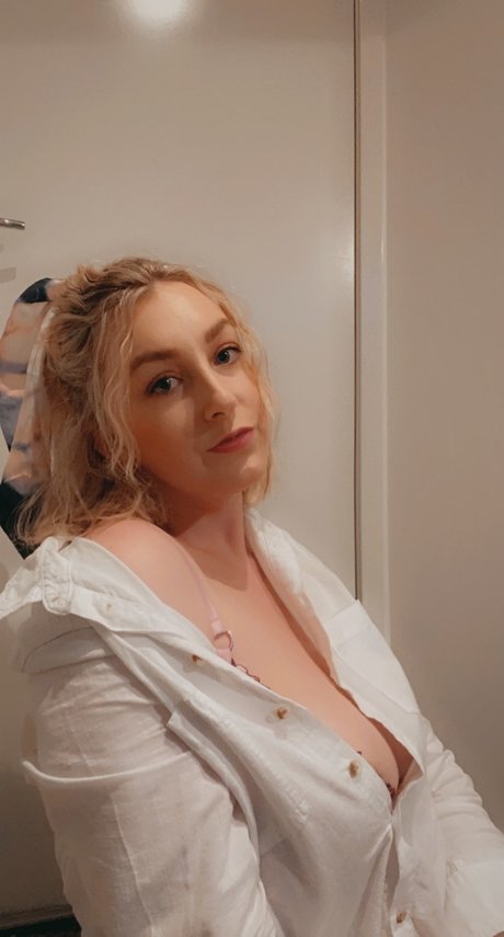 Mackenziek  nude leaked OnlyFans photo