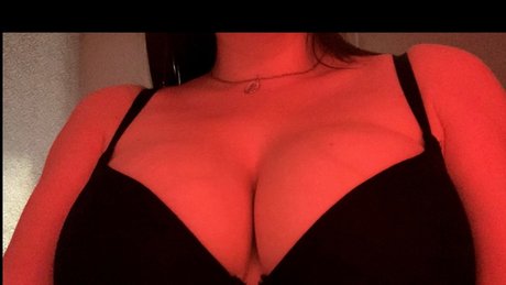 Marishathechic  nude leaked OnlyFans photo