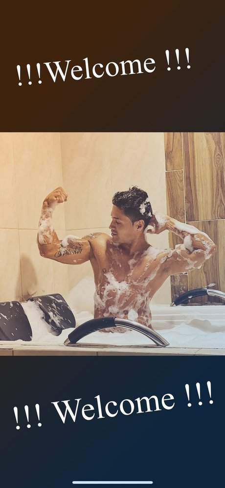 Maximux1  nude leaked OnlyFans photo