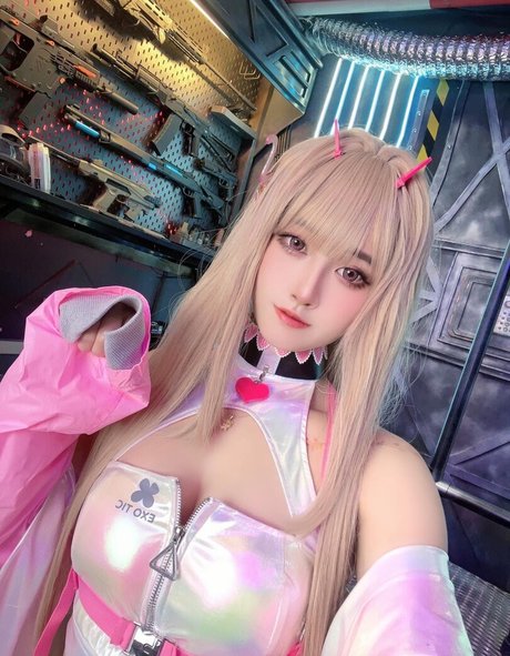 Arisa Cosplay