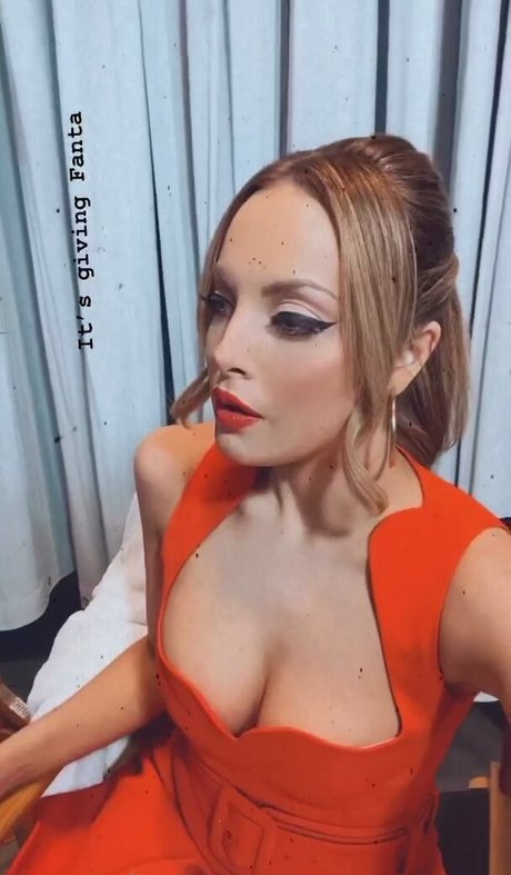 Elizabeth Gillies